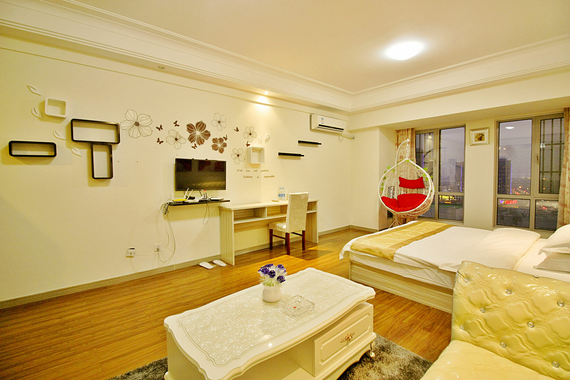 Shanghai Shang Pin Yuan Service Apartment