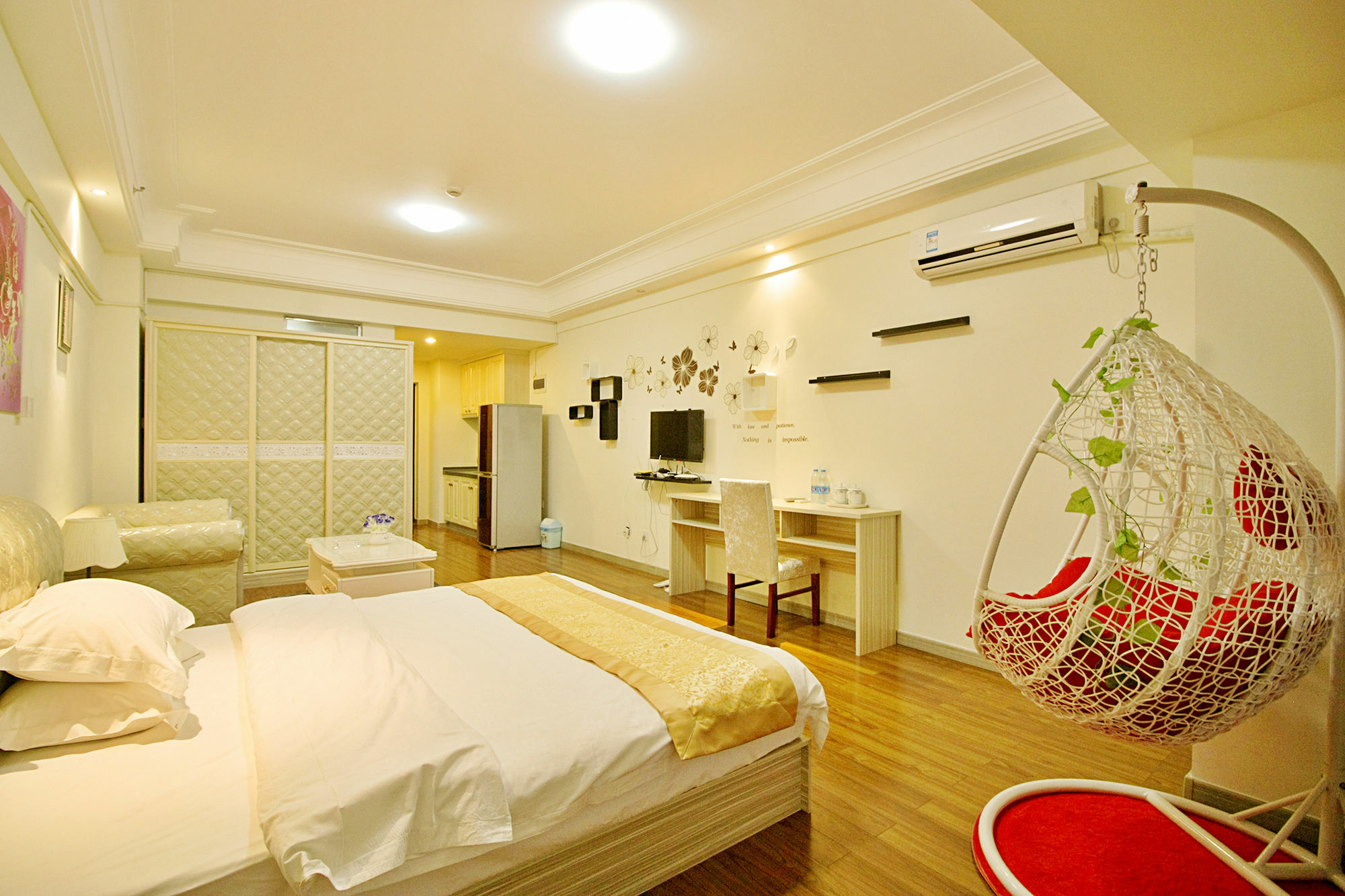 Shanghai Shang Pin Yuan Service Apartment *