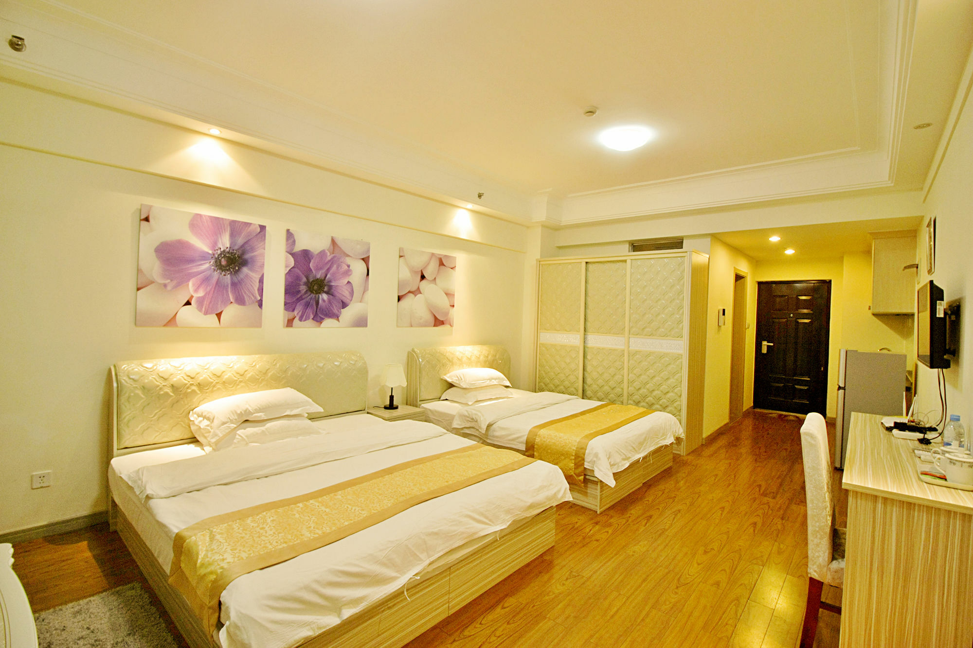 Shanghai Shang Pin Yuan Service Apartment